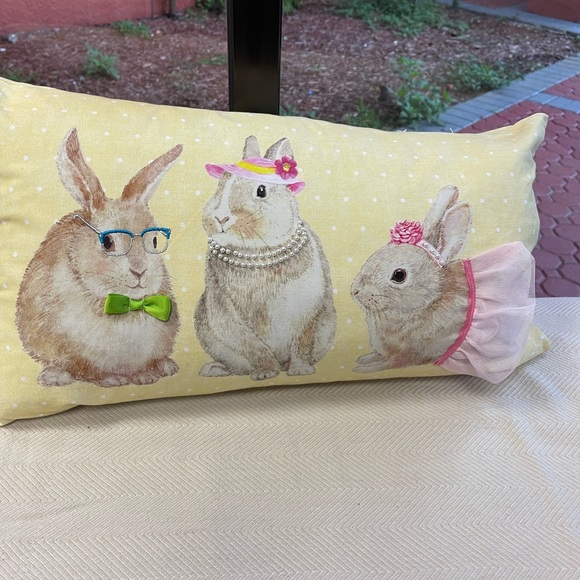 Rabbit theme throw pillow - Picture 1 of 7